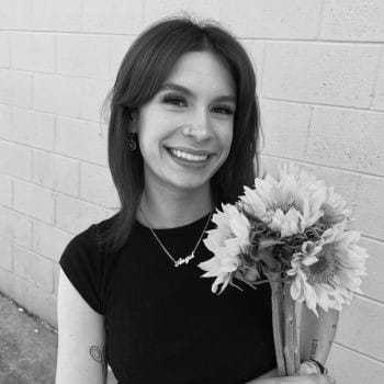 Portrait of Maddie Shaffer, a professional stylist at PR at Partners, showcasing their expertise and style.